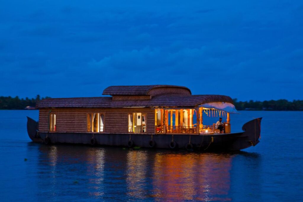 kerala houseboat tour packagres